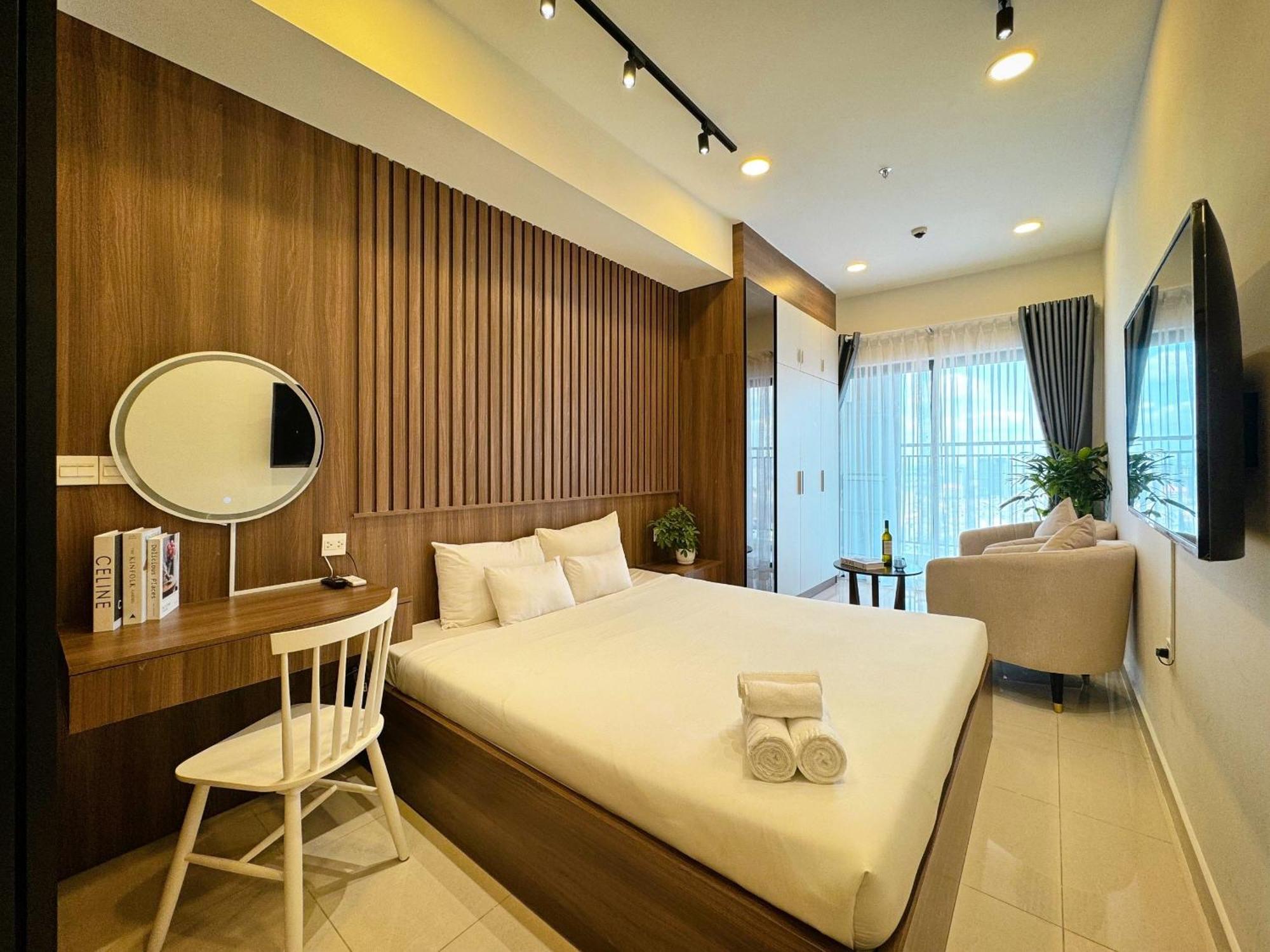 Yu Stay Lux And Cozy 2Bedrs In Soho Residence Near Bui Vien Walking Street Ho Chi Minh City Exterior photo